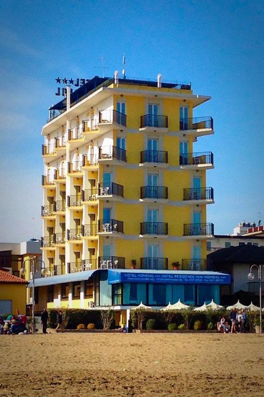 Hotel Mondial Lido di Jesolo Exterior foto