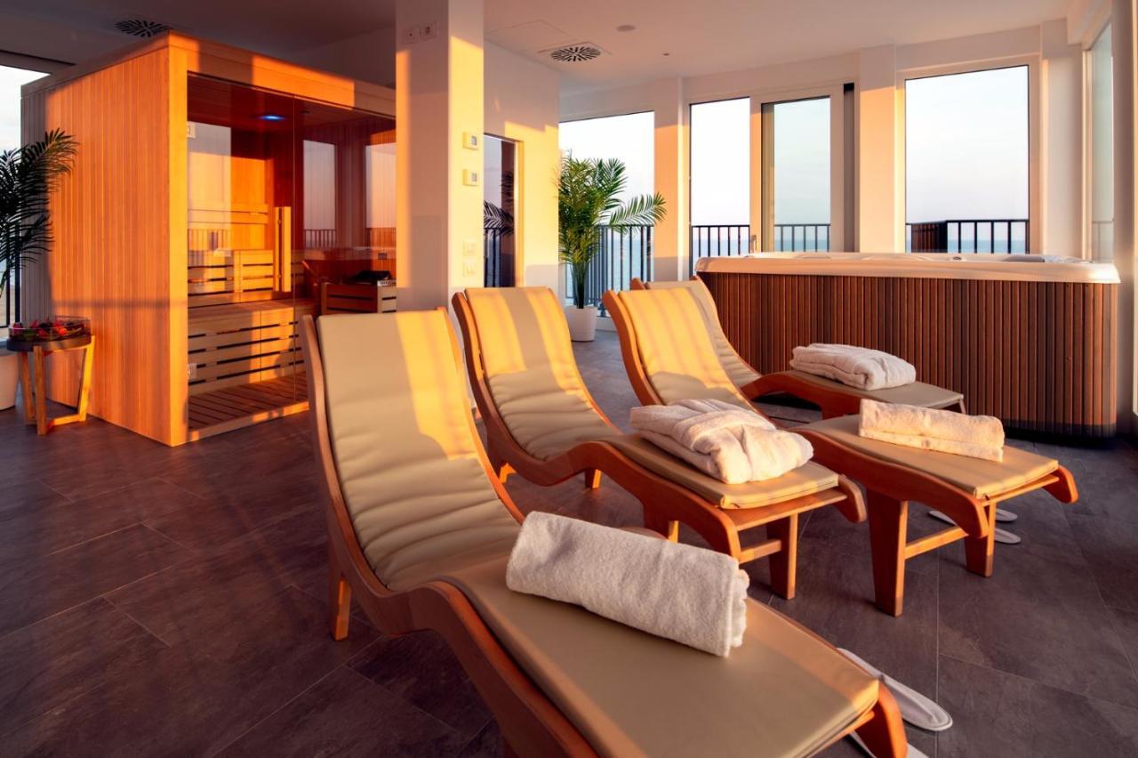 Hotel Mondial Lido di Jesolo Exterior foto